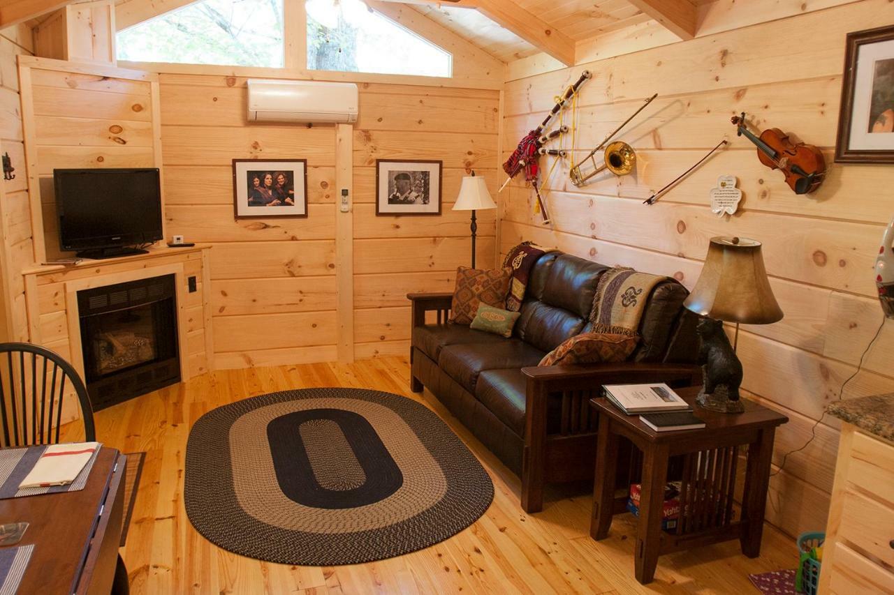Pine Gables Cabins Villa เลกลัวร์ ภายนอก รูปภาพ