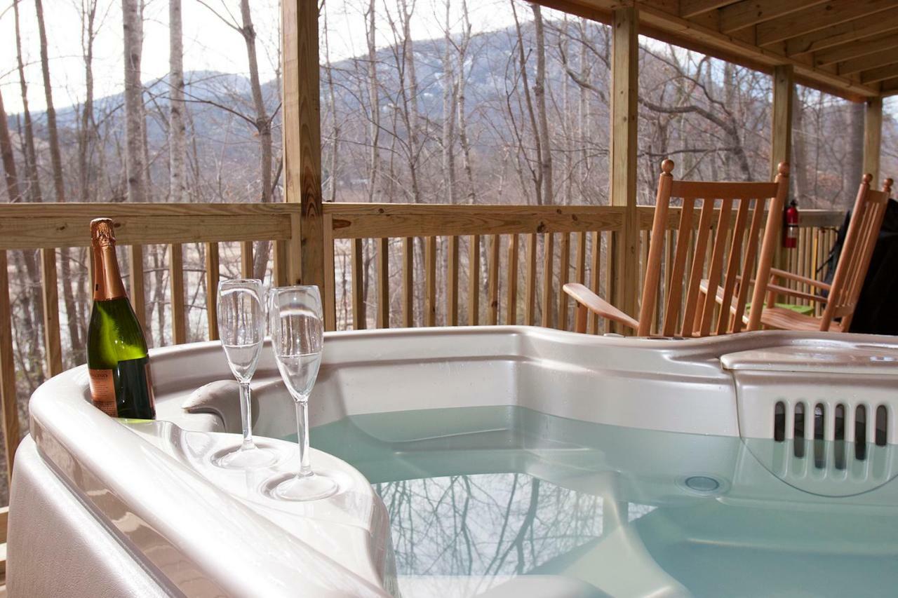 Pine Gables Cabins Villa เลกลัวร์ ภายนอก รูปภาพ