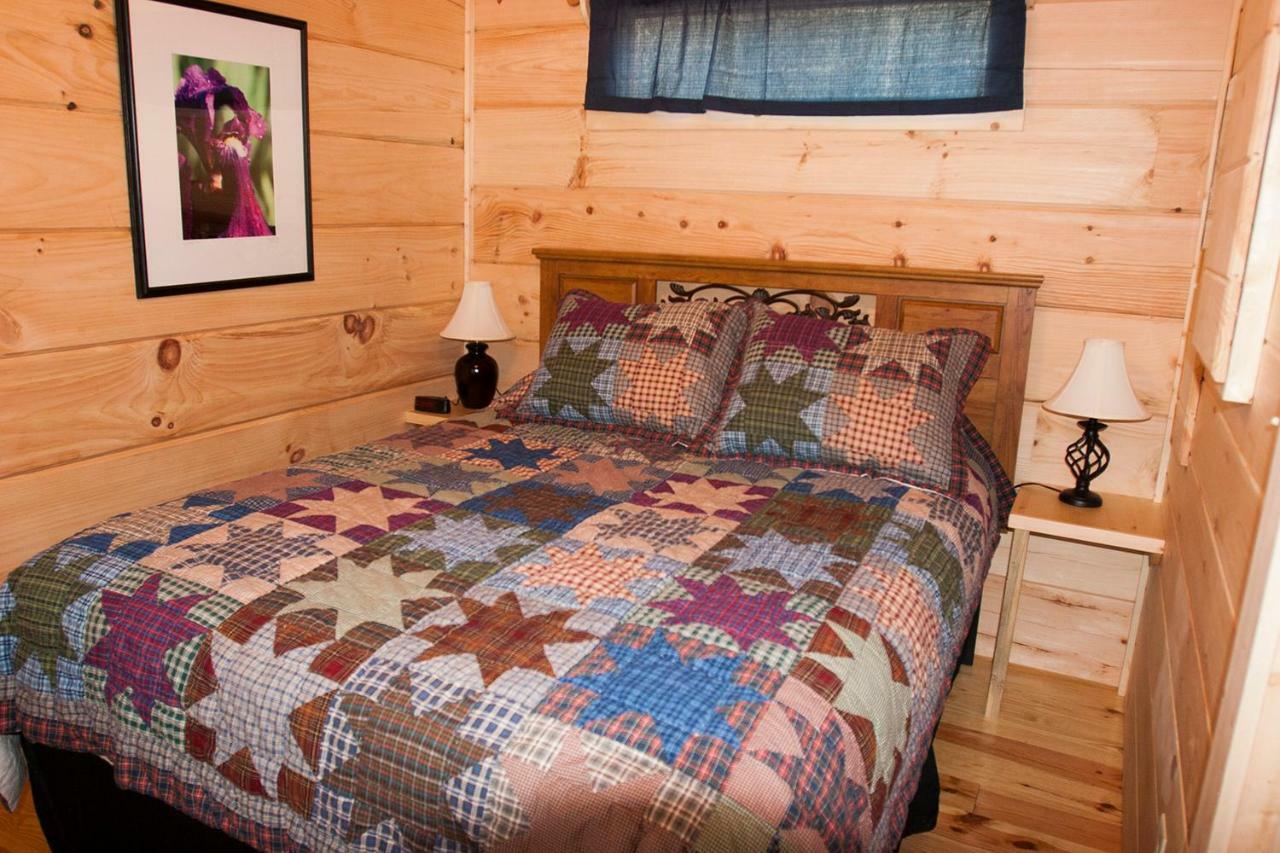 Pine Gables Cabins Villa เลกลัวร์ ภายนอก รูปภาพ