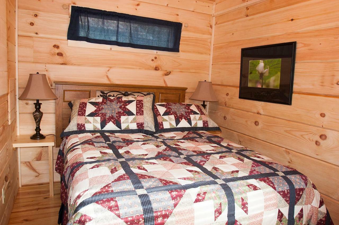 Pine Gables Cabins Villa เลกลัวร์ ภายนอก รูปภาพ
