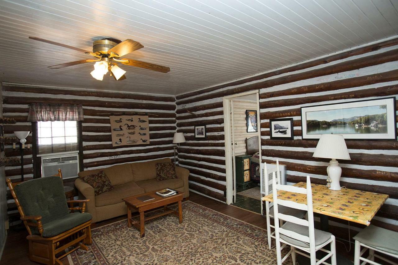 Pine Gables Cabins Villa เลกลัวร์ ภายนอก รูปภาพ
