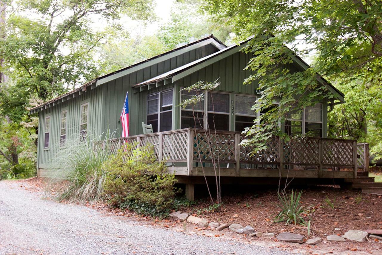 Pine Gables Cabins Villa เลกลัวร์ ภายนอก รูปภาพ
