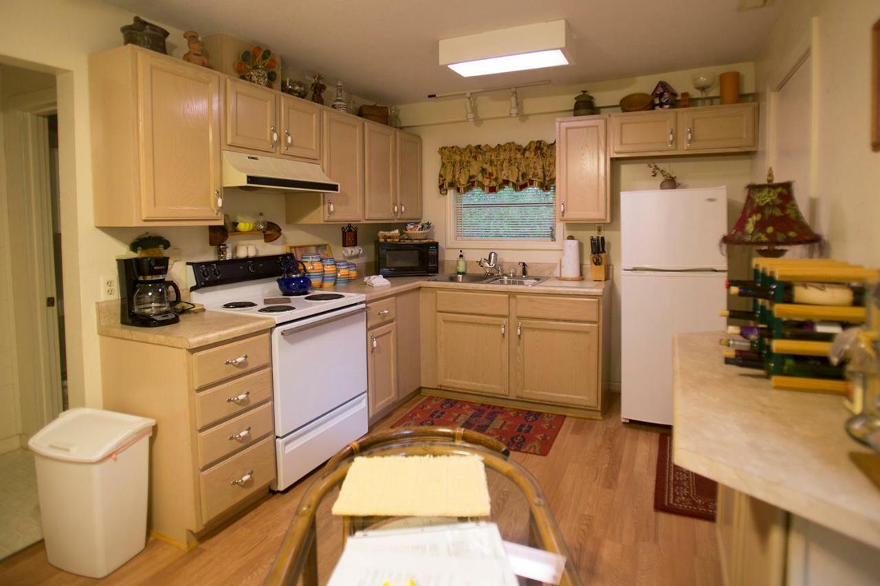 Pine Gables Cabins Villa เลกลัวร์ ภายนอก รูปภาพ
